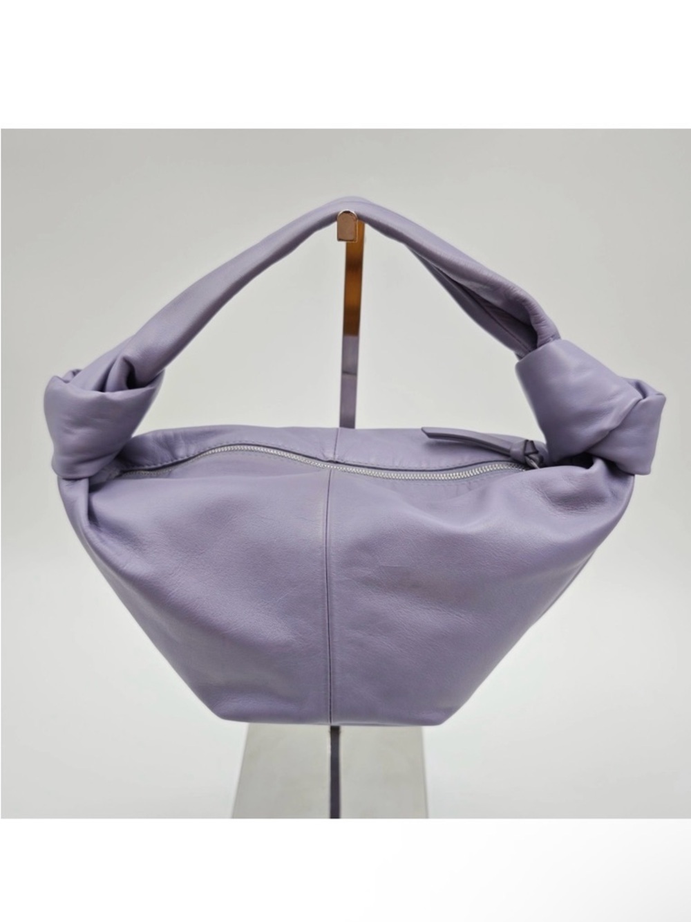 Bottega Veneta Lavender Knotted Shoulder Bag - Picture 4 of 14